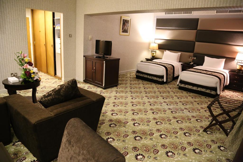 Abjad Grand Hotel Dubai Eksteriør billede