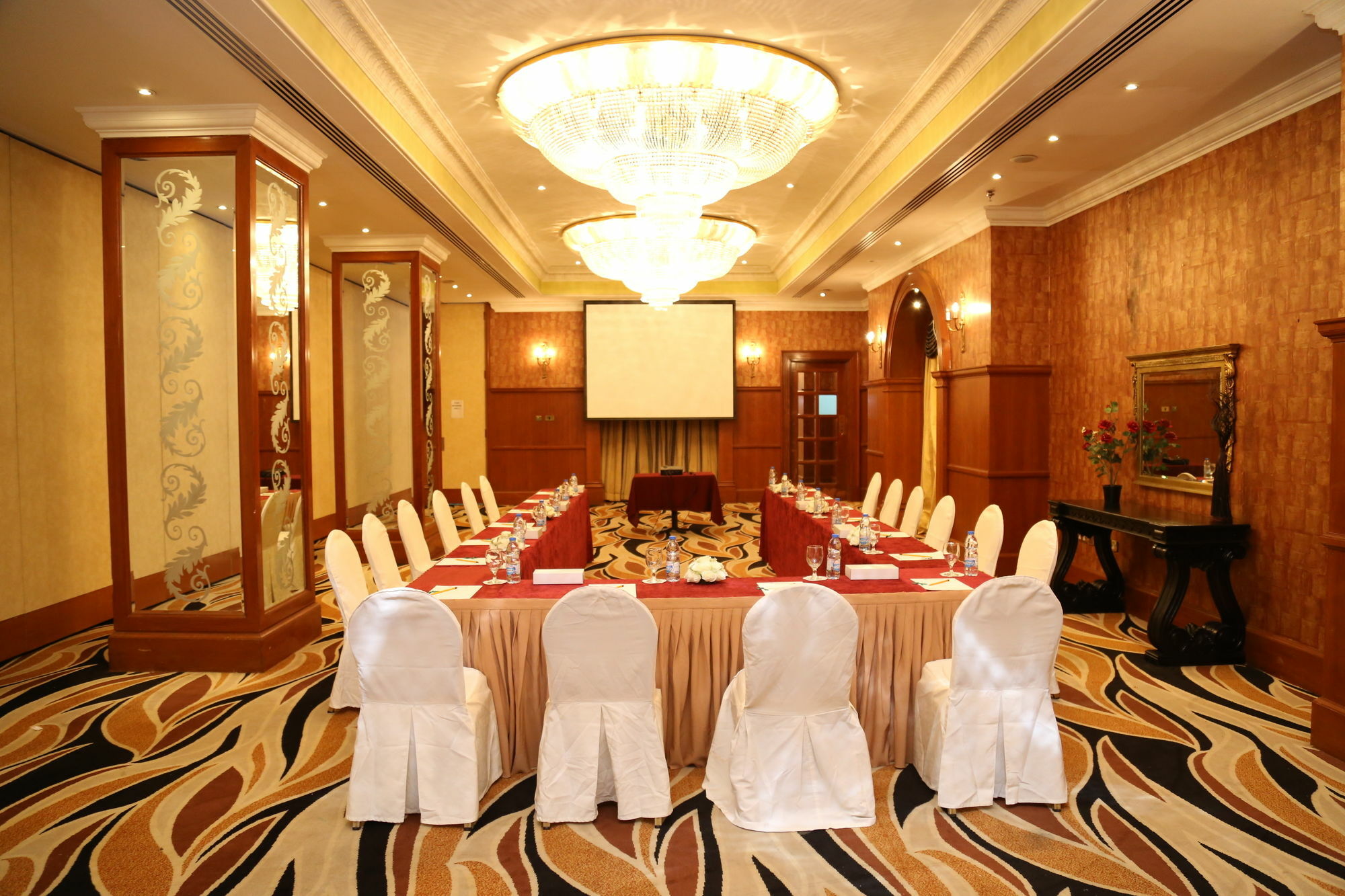 Abjad Grand Hotel Dubai Eksteriør billede