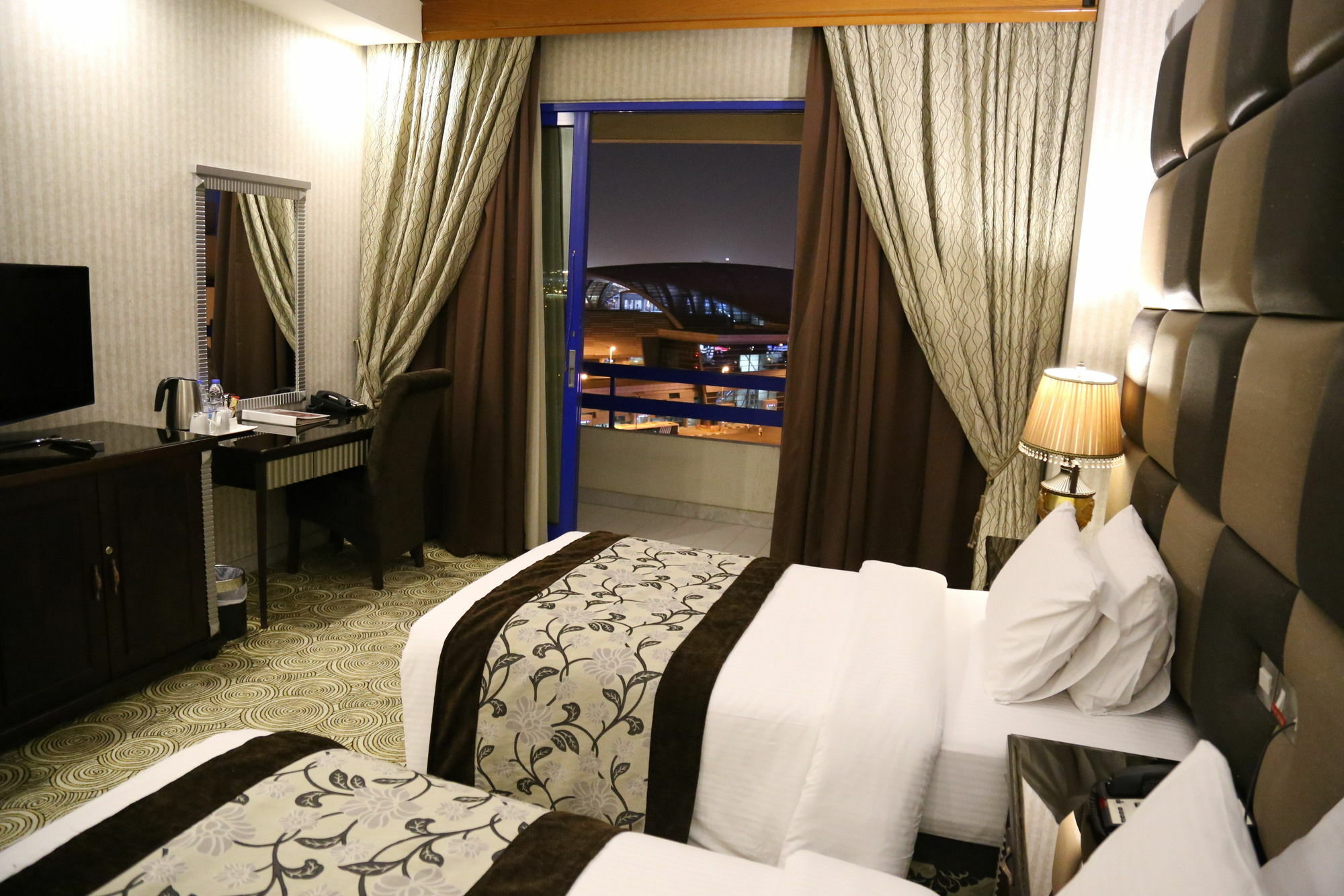Abjad Grand Hotel Dubai Eksteriør billede
